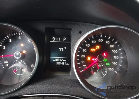 2011 Volkswagen Jetta Sportwagen 2.5L S z USA, uszkodzony, nr VIN 3VWPX7AJ1BM658658